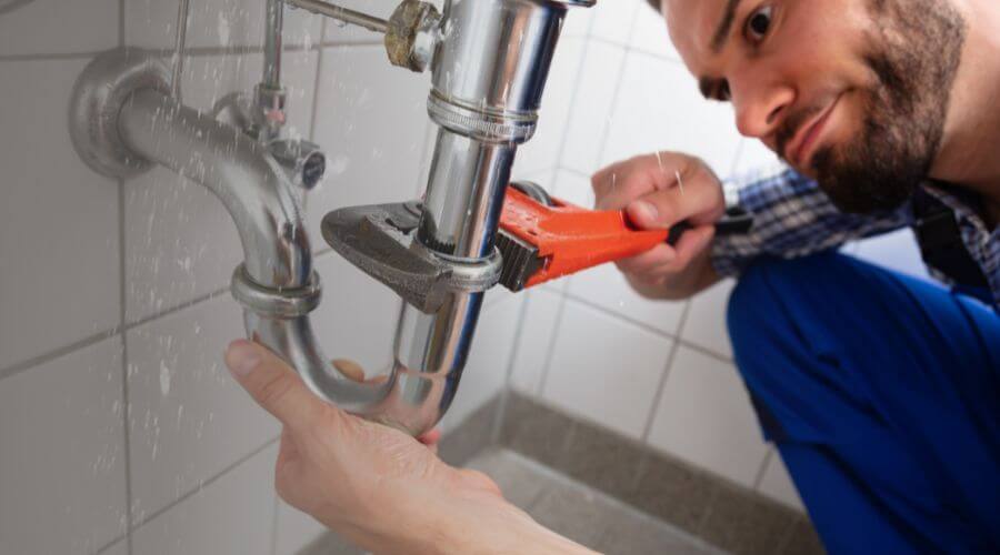 Local annual plumbing maintenance in Roslyn Heights, NY